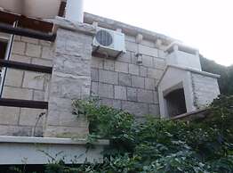 Apartment Plaza