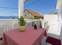 Beachfront Apartments Andrijević