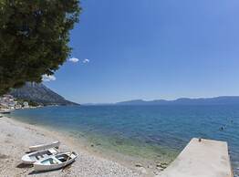 Beachfront Apartments Andrijević