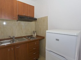 Beachfront Apartments Andrijević