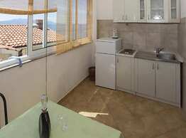 Beachfront Apartments Andrijević