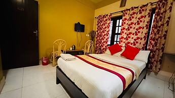 Hotel August International