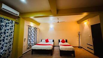 Hotel August International