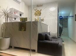 Motel Mys Dung as  Motel Lavie