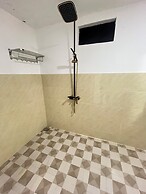 Motel Mys Dung as  Motel Lavie