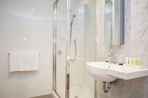 Richmond Central Apartments