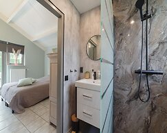 Spacious Holiday Home With Sauna Near Beach