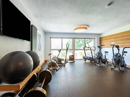 Beautiful Flat in Hart With Fitness Room