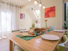 Spacious Bungalow Near the Frisian Lakes