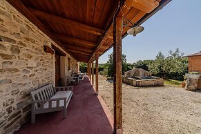 Farmhouse in Carpegna With Private Pool