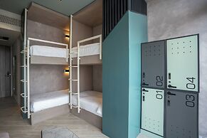 SeSaya Poshtel & Bistro