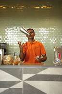 SeSaya Poshtel & Bistro