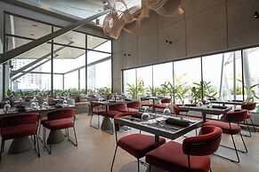 SeSaya Poshtel & Bistro