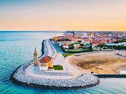 Stunning Beach Apartment in Caorle