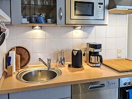 Comfortable Holiday Home in Nature