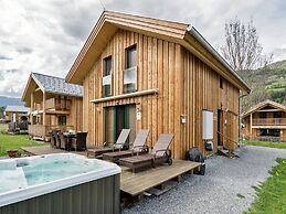 Appealing Chalet With hot tub