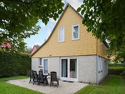 Spacious Holiday Home With Sauna Near Beach