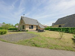 Cosy Holiday Home With Garden