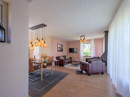 Cosy Holiday Home With Garden