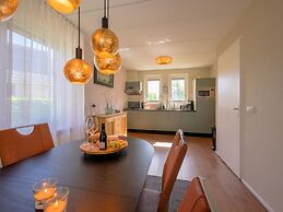 Cosy Holiday Home With Garden