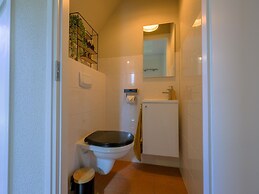 Cosy Holiday Home With Garden