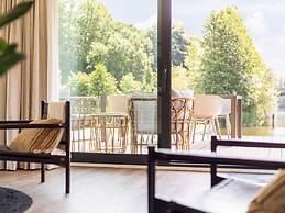 Houseboat With Private Roofed Terrace