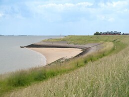 Spacious Holiday Home With Sauna Near Beach