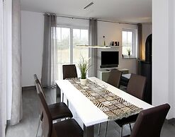 Holiday Home Lotsenhaus am Breetzer Bodden