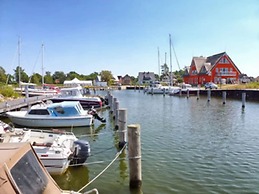 Ferienhaus Lotsenhaus am Breetzer Bodden