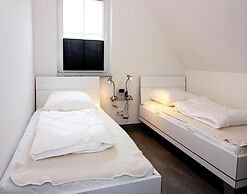 Holiday Home Lotsenhaus am Breetzer Bodden