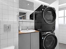 Holiday Home With Creative Workshops