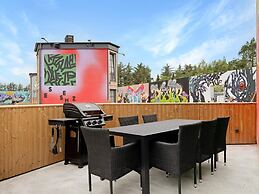 Holiday Home With Creative Workshops