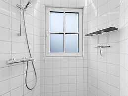 Holiday Home With Creative Workshops