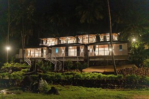 Ourem Palace Luxury Beach Huts