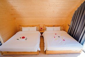 Bai Tu Long Mountain Resort