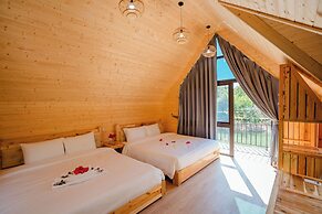 Bai Tu Long Mountain Resort