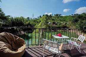 Bai Tu Long Mountain Resort