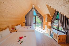 Bai Tu Long Mountain Resort