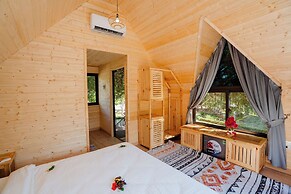 Bai Tu Long Mountain Resort