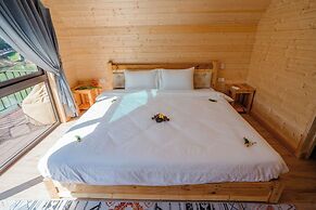 Bai Tu Long Mountain Resort