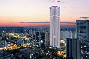 Crowne Plaza Taizhou City Center, an IHG Hotel