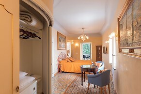 VILLA LE BASTE