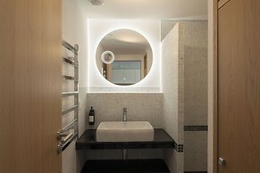 Novaya Suites