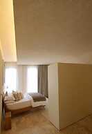 The King George Village Boutique Living