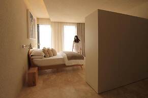 The King George Village Boutique Living