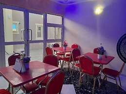 Dejoycool Hotel and Suites