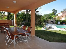 Pleasing Villa Near Sea Beach Moriani-plage