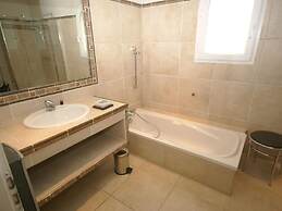 Pleasing Villa Near Sea Beach Moriani-plage