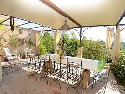Tuscan Retreat in Aiale