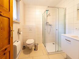 Ferienhaus mit Einladendem Platzangebot